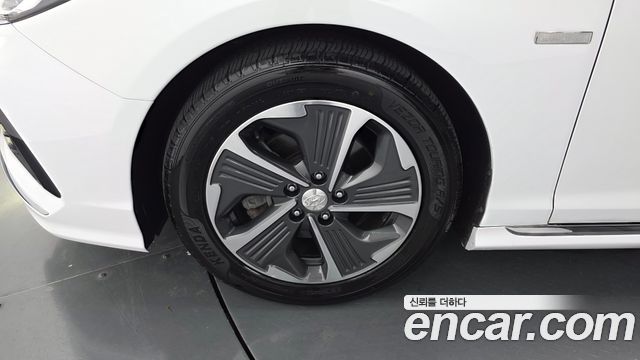 Hyundai Sonata New Rise Hybrid Premium 2018 — фото 5