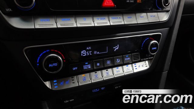 Hyundai Sonata New Rise Hybrid Premium 2018 — фото 17