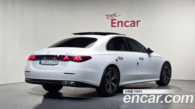 Mercedes-Benz E-Class (W214) E200 Avantgarde 2025 — фото 2
