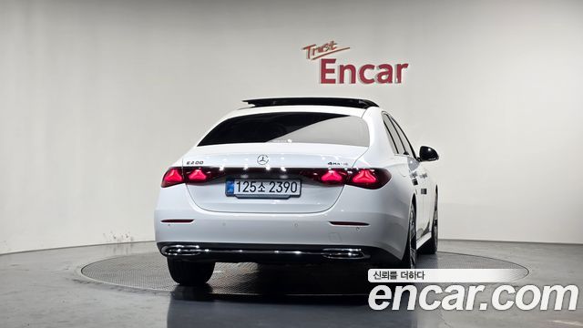 Mercedes-Benz E-Class (W214) E200 Avantgarde 2025 — фото 4