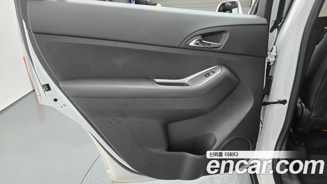 Chevrolet Orlando 2.0 Diesel LTZ Premium 2013 — фото 25