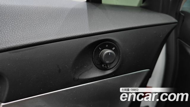 Chevrolet Orlando 2.0 Diesel LTZ Premium 2013 — фото 29