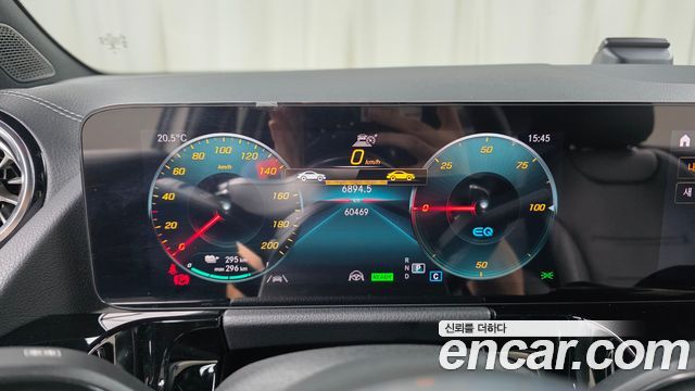 Mercedes-Benz EQA (H243) EQA250 AMG Package Plus 2022 — фото 8