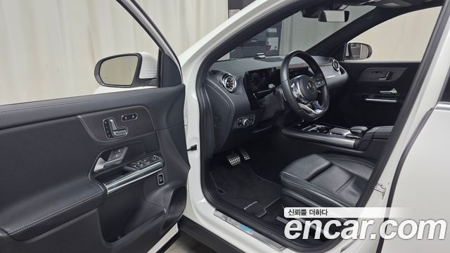 Mercedes-Benz EQA (H243) EQA250 AMG Package Plus 2022 — фото 10