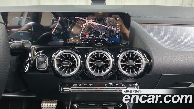 Mercedes-Benz EQA (H243) EQA250 AMG Package Plus 2022 — фото 13