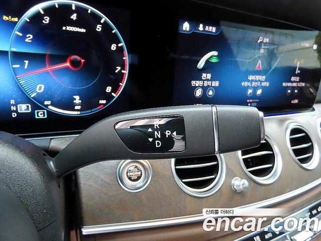 Mercedes-Benz E-Class (W213) E250 Exclusive 2022 — фото 15