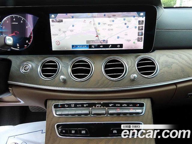 Mercedes-Benz E-Class (W213) E250 Exclusive 2022 — фото 17