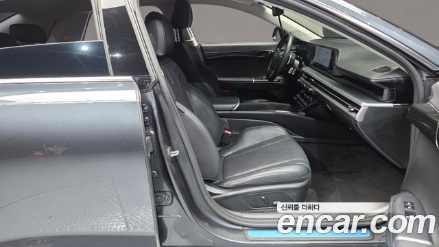Hyundai Grandeur (GN7) 2,5 Gasoline 2WD Premium 2023 — фото 11