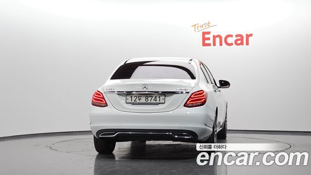 Mercedes-Benz C-Class (W205) C220 BlueTEC Avantgarde 2015 — фото 4