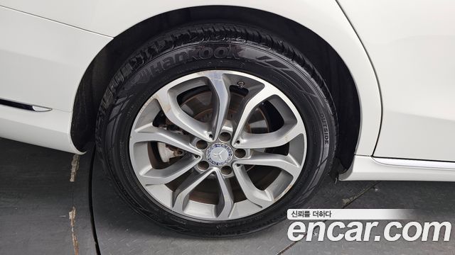 Mercedes-Benz C-Class (W205) C220 BlueTEC Avantgarde 2015 — фото 5