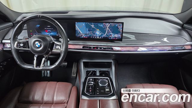 BMW 7 Series (G70) 740i xDrive M Sport 2024 — фото 7