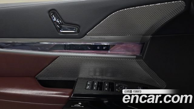 BMW 7 Series (G70) 740i xDrive M Sport 2024 — фото 30