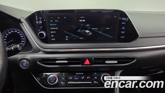 Hyundai Sonata (DN8) 2.0 LPG(rental car) Smart 2021 — фото 12