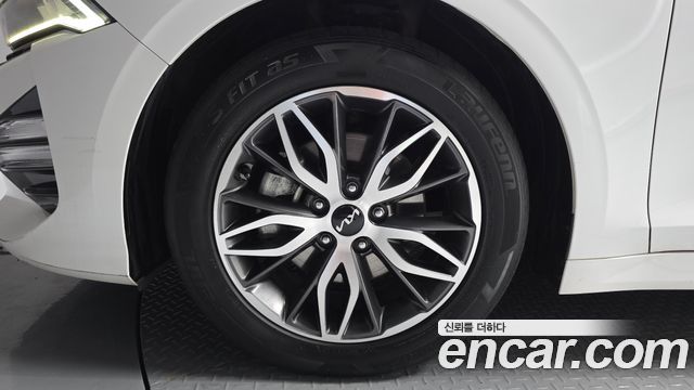 Kia K5 (III) 2.0 LPI(Renter car) Trandy 2023 — фото 5