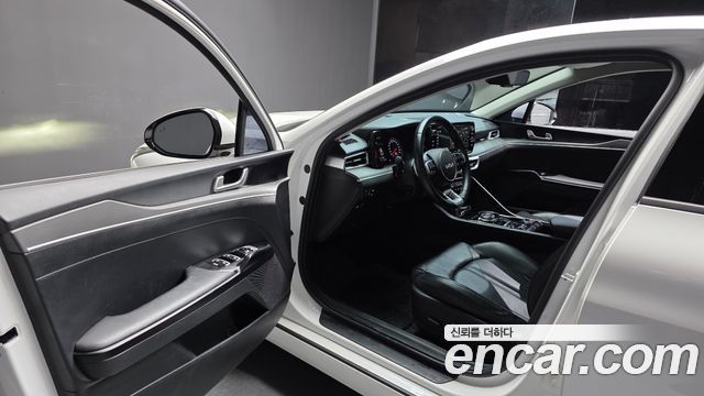 Kia K5 (III) 2.0 LPI(Renter car) Trandy 2023 — фото 10