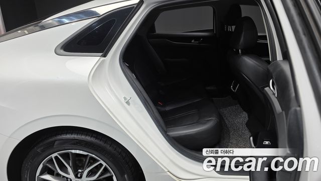 Kia K5 (III) 2.0 LPI(Renter car) Trandy 2023 — фото 16