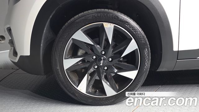 Kia Seltos Gasoline 1.6 Turbo 2WD Gravity 2022 — фото 5