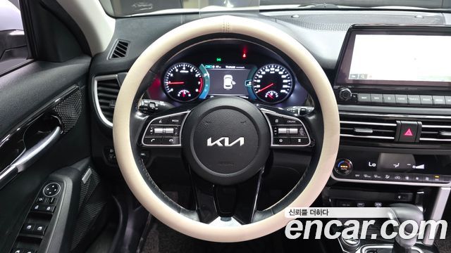 Kia Seltos Gasoline 1.6 Turbo 2WD Gravity 2022 — фото 13