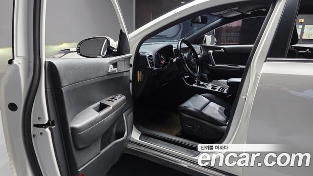 Kia Sportage The Bold Gasoline Prestige 2020 — фото 10