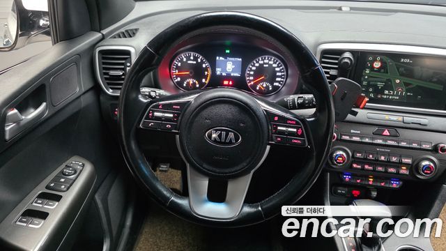 Kia Sportage The Bold Gasoline Prestige 2020 — фото 17