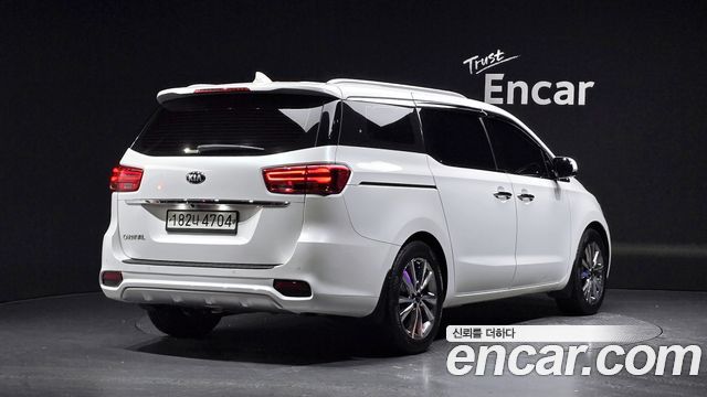 Kia Carnival Gasoline 9-Seater Noblesse Special 2020 — фото 2