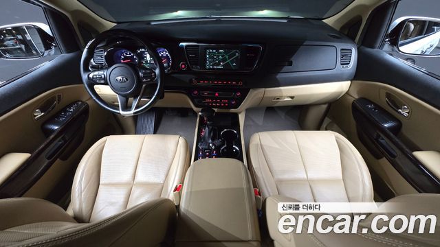 Kia Carnival Gasoline 9-Seater Noblesse Special 2020 — фото 7