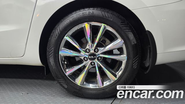 Kia Carnival Gasoline 9-Seater Noblesse Special 2020 — фото 21