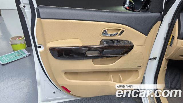 Kia Carnival Gasoline 9-Seater Noblesse Special 2020 — фото 24