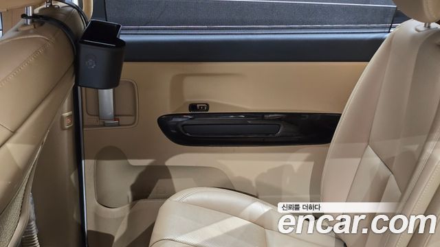 Kia Carnival Gasoline 9-Seater Noblesse Special 2020 — фото 25