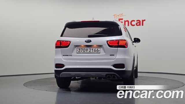 Kia Sorento Diesel 2.0 2WD Prestige 2018 — фото 4