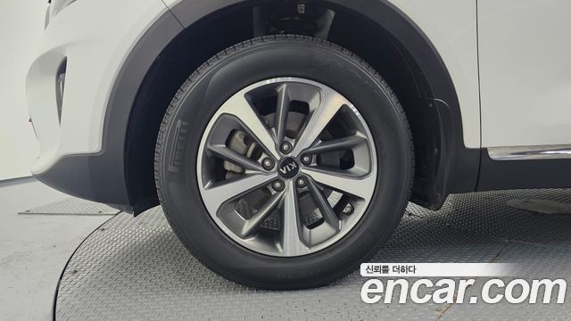 Kia Sorento Diesel 2.0 2WD Prestige 2018 — фото 5