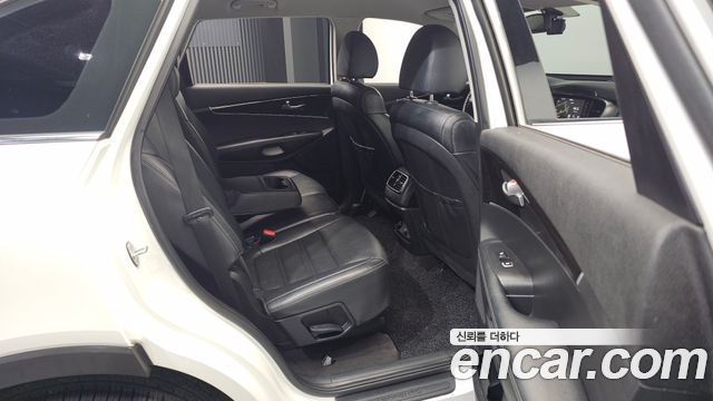 Kia Sorento Diesel 2.0 2WD Prestige 2018 — фото 11