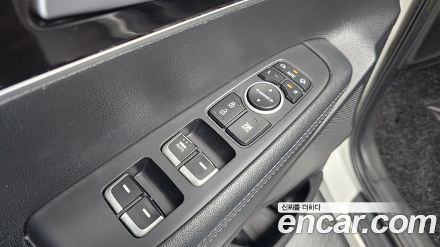 Kia Sorento Diesel 2.0 2WD Prestige 2018 — фото 27