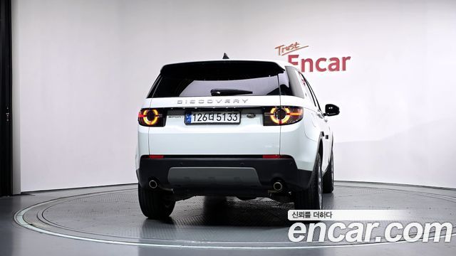 Land Rover Discovery Sport 2.0 TD4 SE 2019 — фото 4