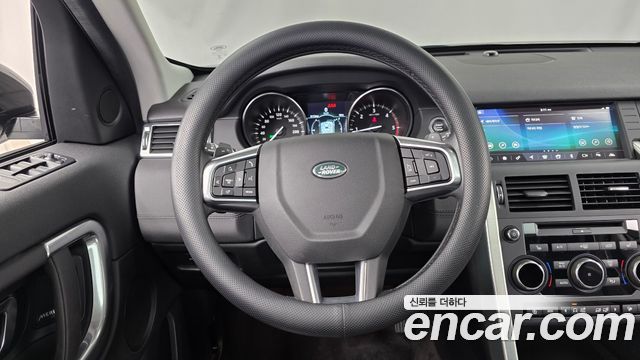 Land Rover Discovery Sport 2.0 TD4 SE 2019 — фото 13
