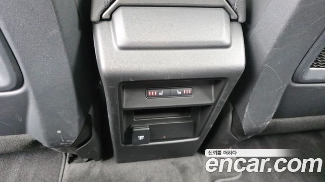 Land Rover Discovery Sport 2.0 TD4 SE 2019 — фото 19