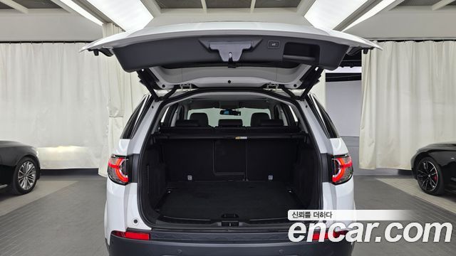 Land Rover Discovery Sport 2.0 TD4 SE 2019 — фото 20