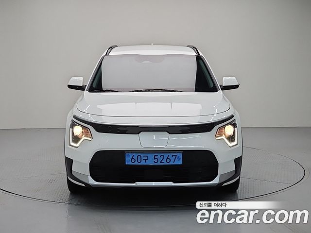 Kia Niro EV Air 2023 — фото 2