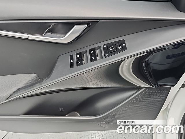 Kia Niro EV Air 2023 — фото 19