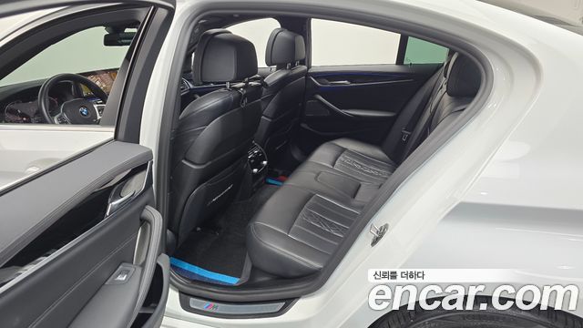BMW 5 Series (G30) 530i M Sport Package 2021 — фото 11