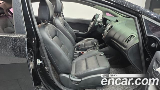 Kia K3 Diesel Prestige 2015 — фото 11