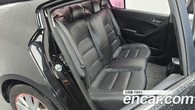 Kia K3 Diesel Prestige 2015 — фото 12