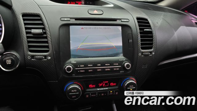 Kia K3 Diesel Prestige 2015 — фото 15