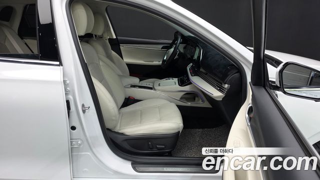 Hyundai Grandeur (IG) 2.5 Le Blanc 2023 — фото 26