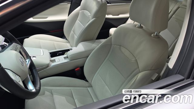 Hyundai Grandeur (IG) 2.5 Le Blanc 2023 — фото 29