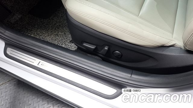 Hyundai Grandeur (IG) 2.5 Le Blanc 2023 — фото 32