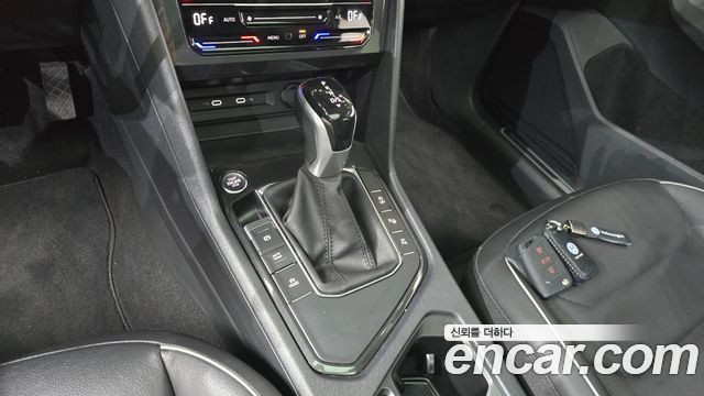 Volkswagen Tiguan (II) 2.0 TDI Prestige 2023 — фото 9