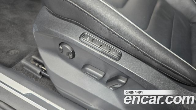 Volkswagen Tiguan (II) 2.0 TDI Prestige 2023 — фото 28