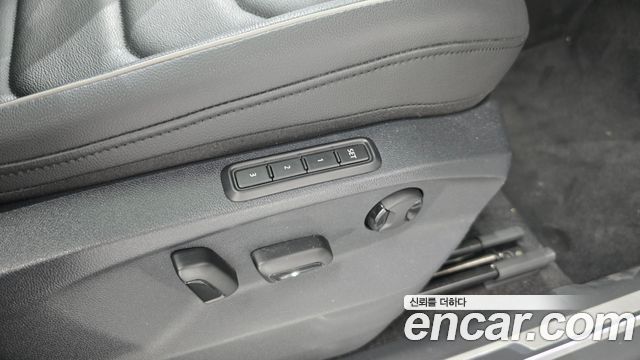 Volkswagen Tiguan (II) 2.0 TDI Prestige 2023 — фото 29