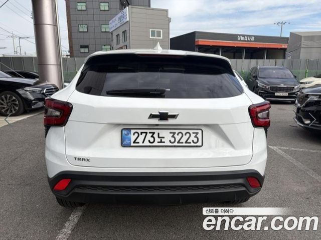 Chevrolet Trax Crossover 1.2 LS 2026 — фото 4